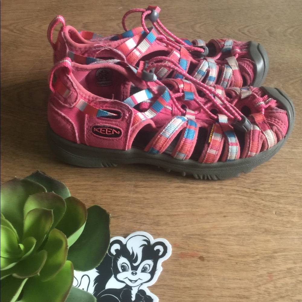 Girls Keen Sandals, Girls Size 1, Keen Waterproof
